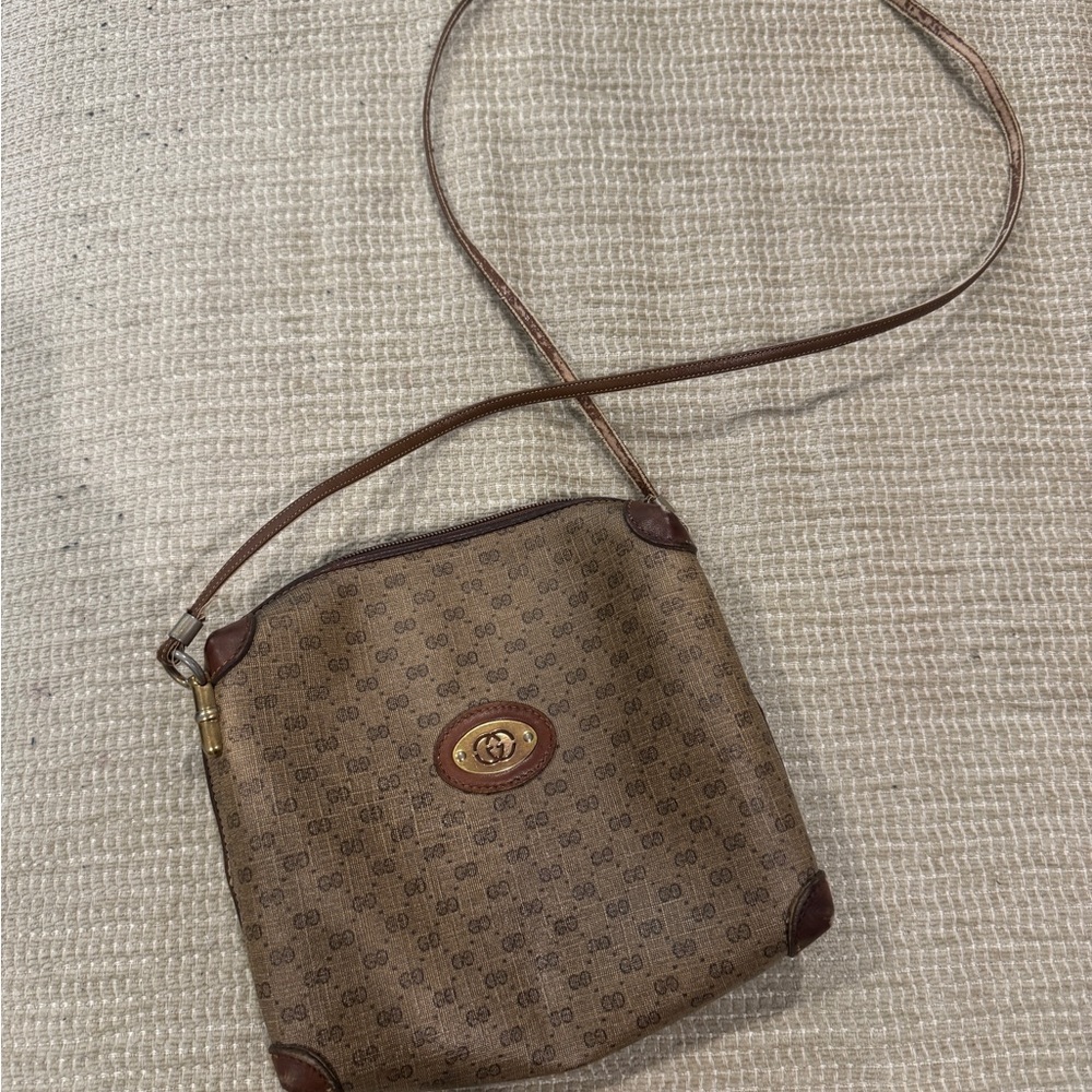 Authentic Vintage Gucci Brown Micro GG Mini Crossbody Pouch Bag